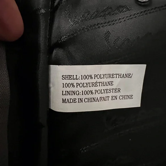 Vespa Black Backpack with multiple pockets, heavy duty zippers. Faux leather - Picture 6 of 14